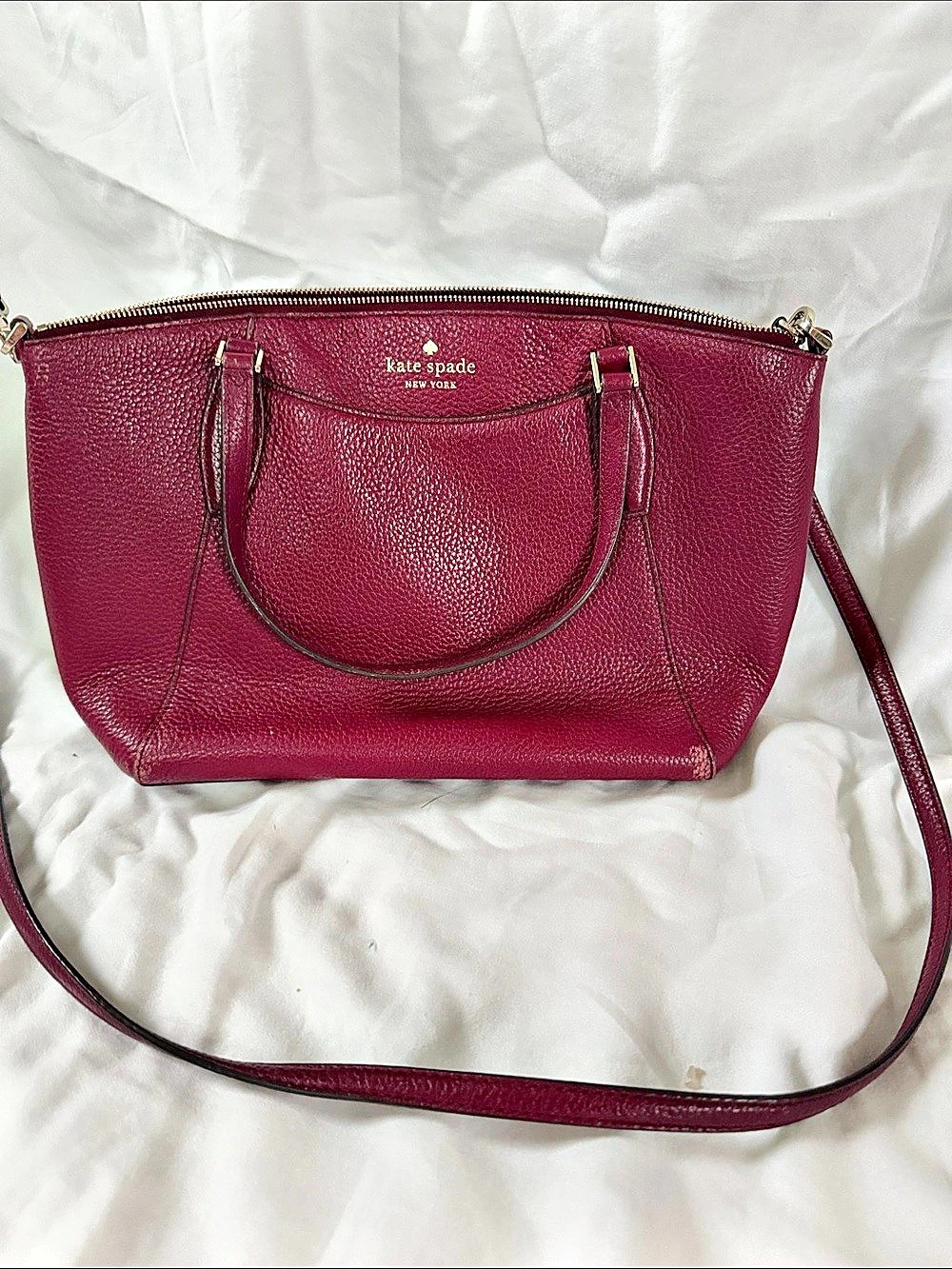 Kate Spade Tote Bag in Burgundy